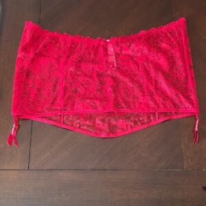 (J31) Elegant Red Lace Garter Holder Plus Size 3X